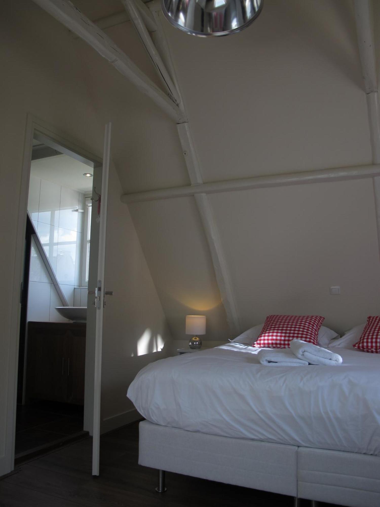 De Thuiskamer In Grou Als B&B Of Vakantiehuis מראה חיצוני תמונה